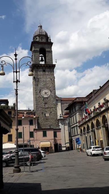Casa Vacanze La Cicala Pontremoli Exterior foto